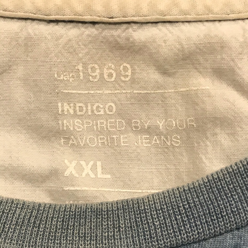 3 Gap Men’s T-shirts